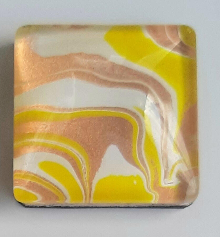 MG012